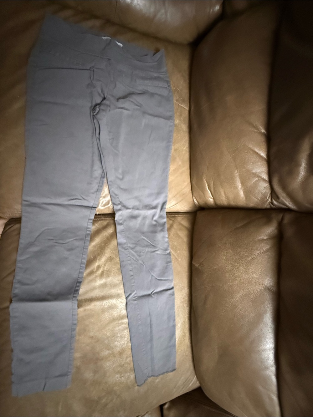 Guess Slim Fit Skinny Jeans in Light Gray